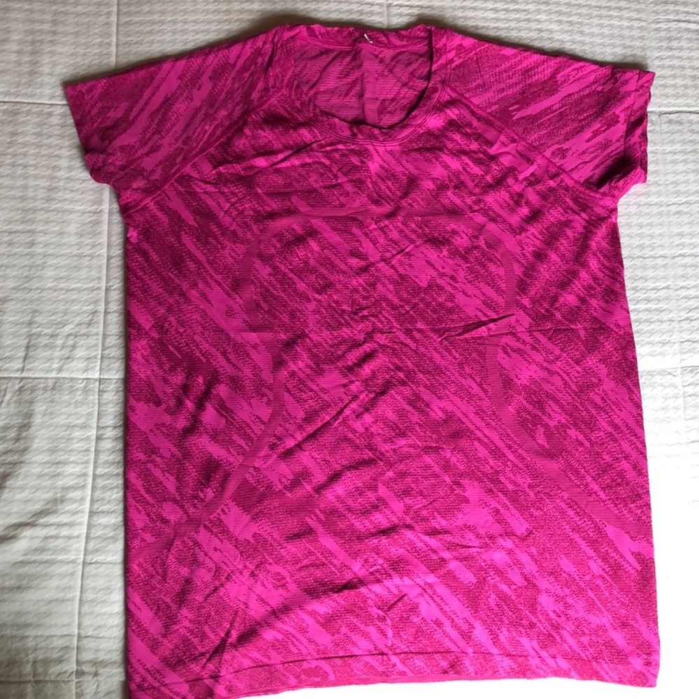 lululemon athletica Short Sleeve Tee in Bright Magenta Pink